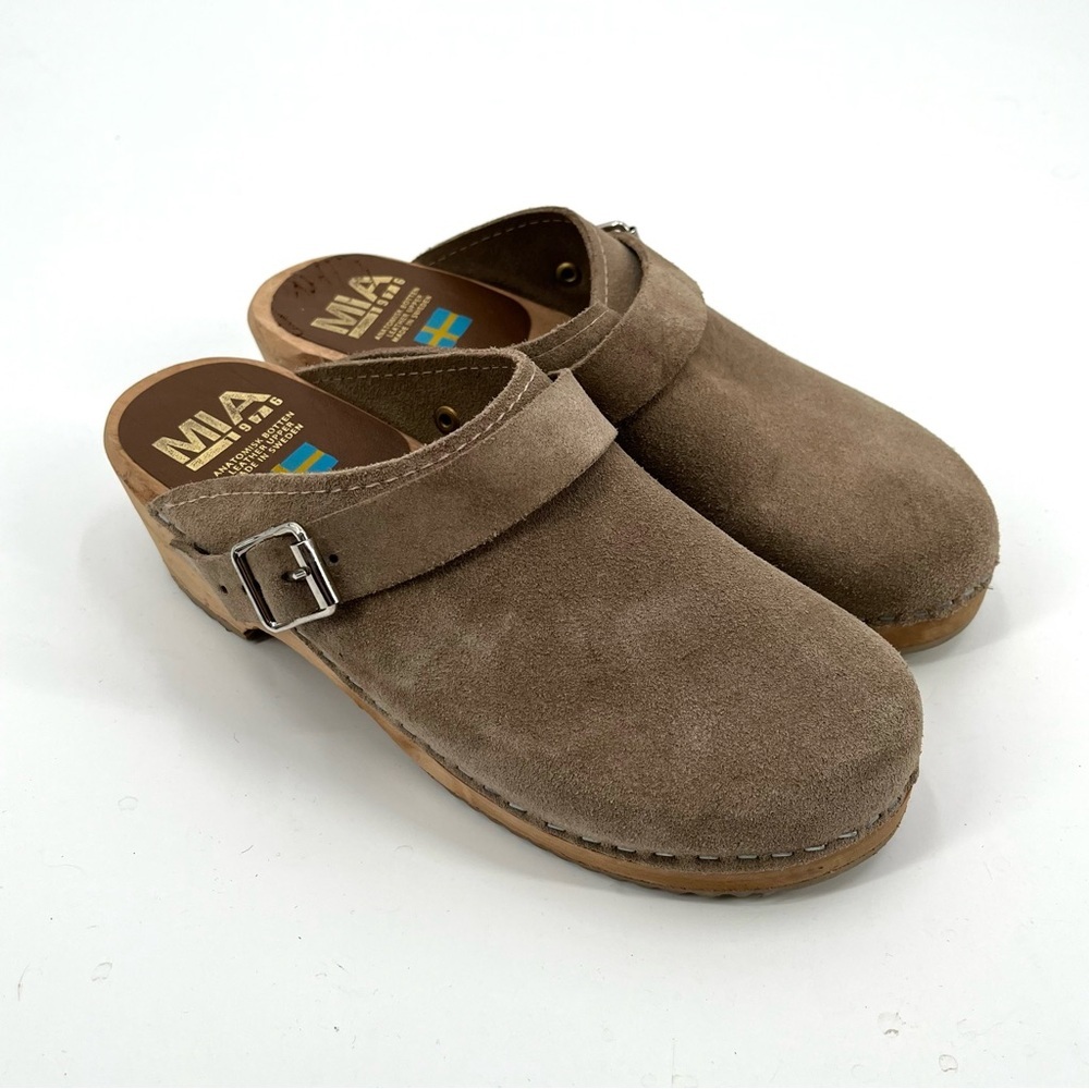 MIA Alma Clogs Swedish 37 7 Tan Taupe Suede Leather Slip On Wooden Clog Sweden